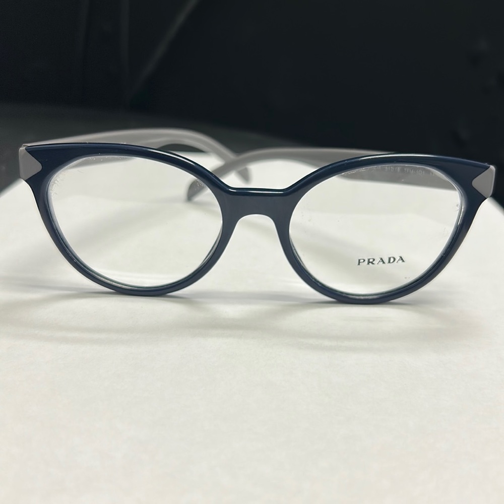 Prada eyeglasses brand new with original case